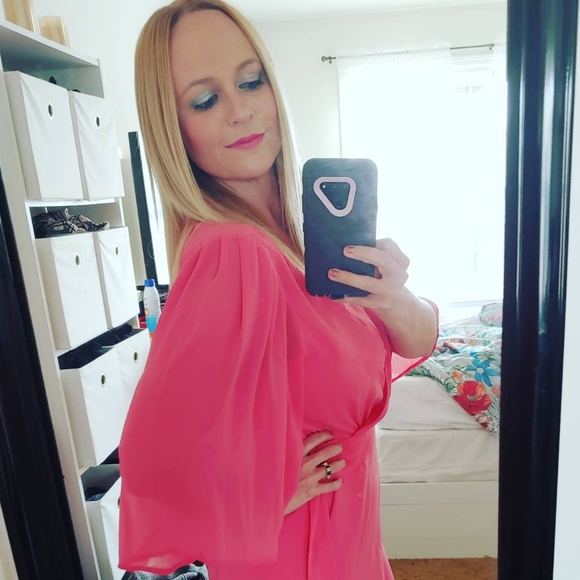 Meet your Posher! - Picture 16 of 16